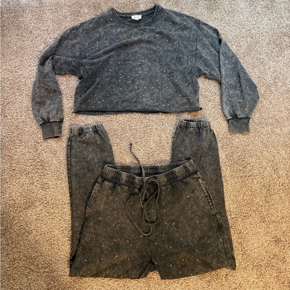 Bedazzled Acid Wash Sweat Suit / Matching Set Small